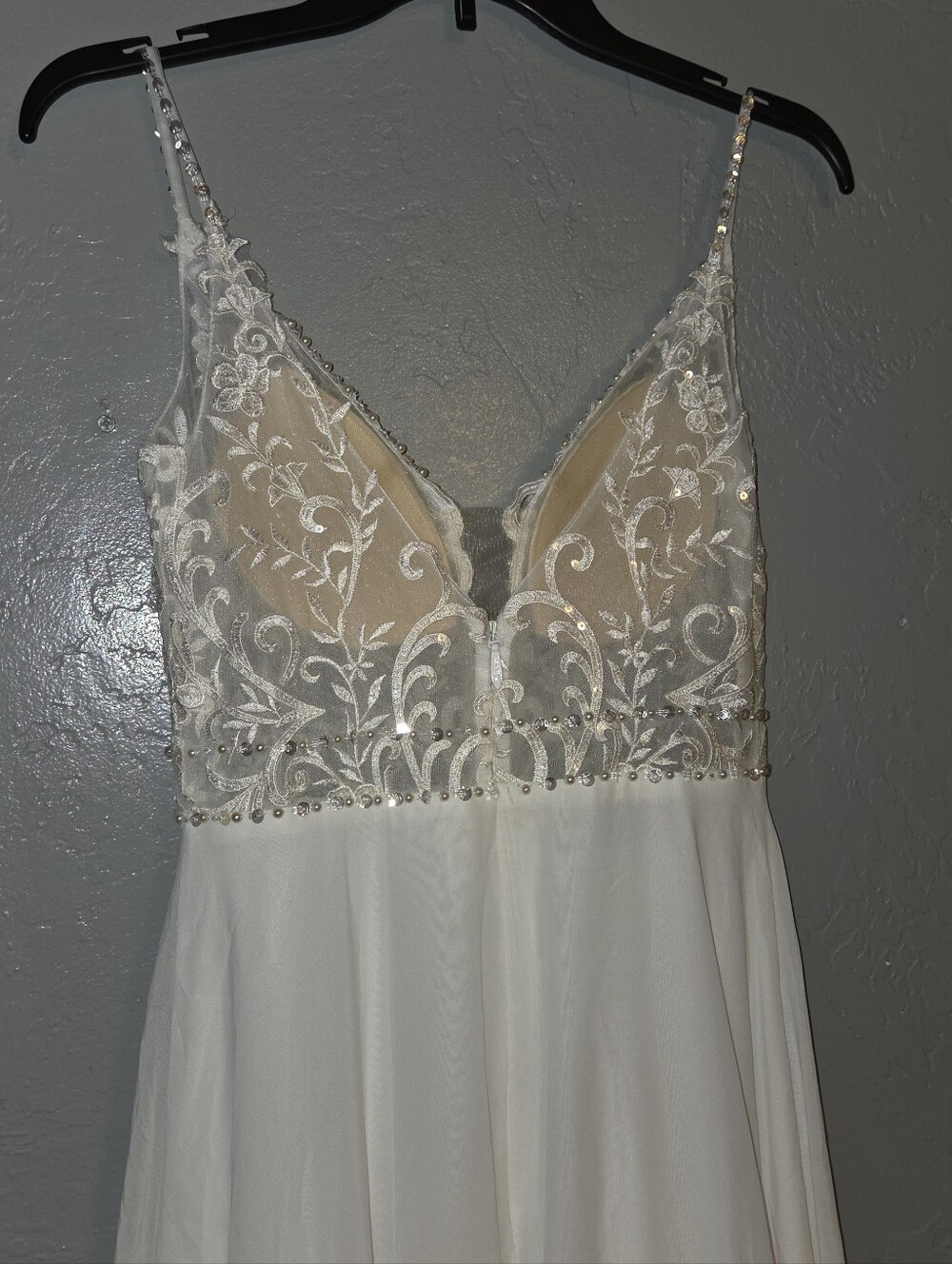 JJs House Ivory Floral Sequin A-Line Wedding Dress with Spaghetti Straps NWT - Picture 9 of 9
